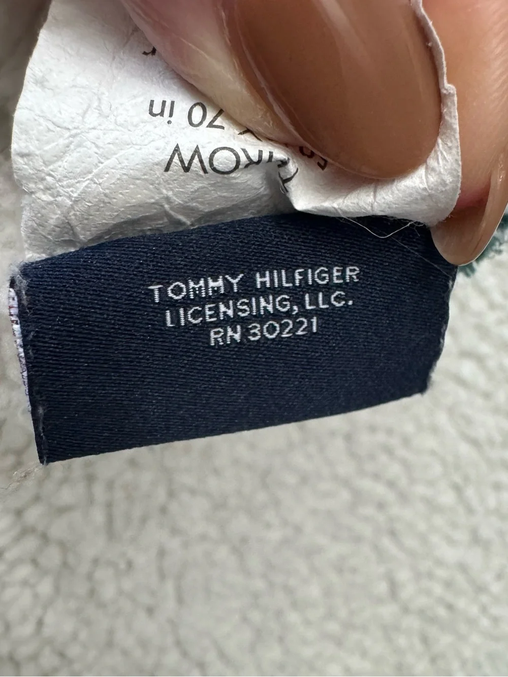 Tommy Hilfiger Polar Bear 50x70 Plush Throw Blanket - Forest Green & Cream